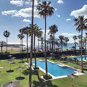  Apartment Duquesa Superb Seafront Marina Real